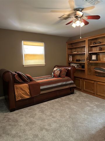 405 N Elm Street, Comanche, TX 76442