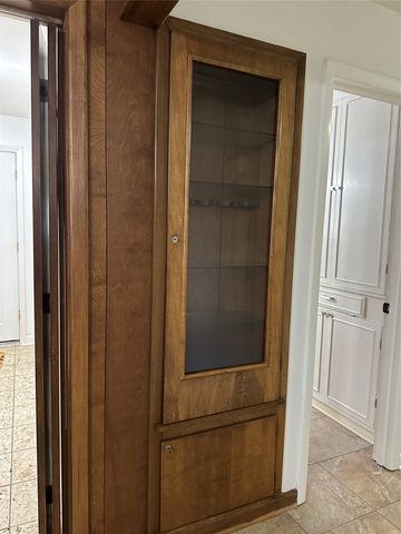 405 N Elm Street, Comanche, TX 76442