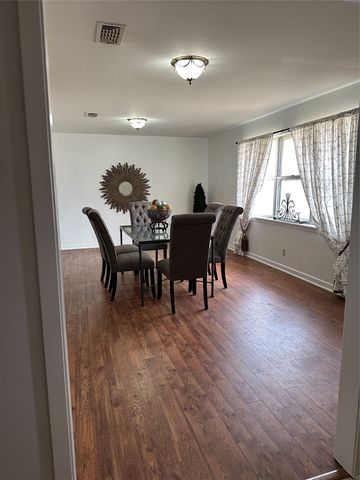 405 N Elm Street, Comanche, TX 76442