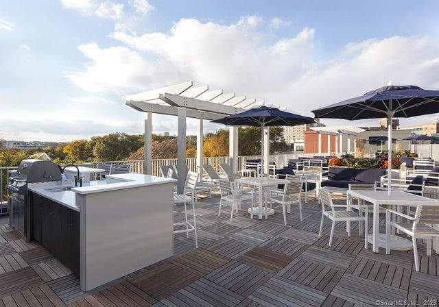 111b Morgan Street 216, Stamford, CT 06905