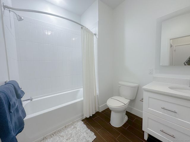111b Morgan Street 216, Stamford, CT 06905