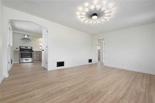 4619 Greensprings Ave, West Mifflin, PA 15122