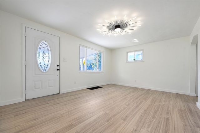 4619 Greensprings Ave, West Mifflin, PA 15122