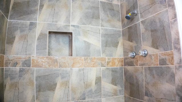 423 Exchange Street, Houston, TX 77020