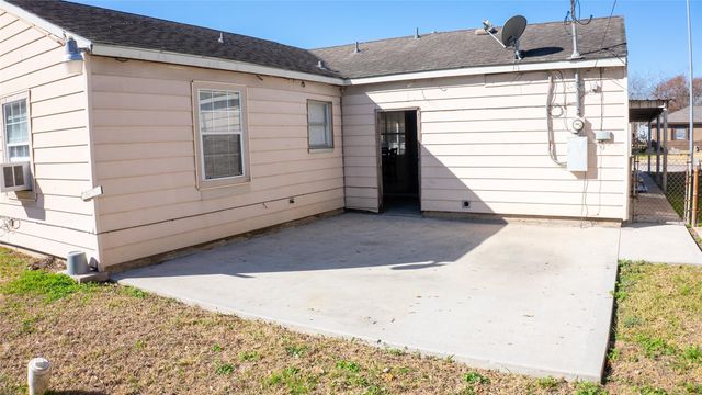 423 Exchange Street, Houston, TX 77020