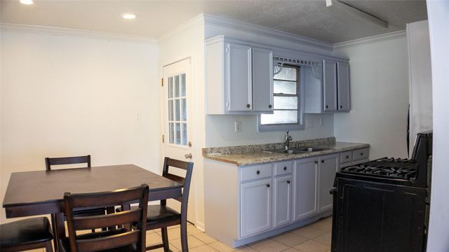 423 Exchange Street, Houston, TX 77020