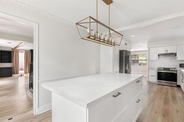 3602 Ridgeview Drive, Missouri City, TX 77459