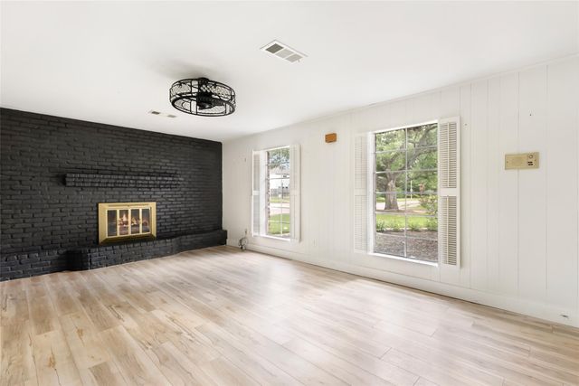 3602 Ridgeview Drive, Missouri City, TX 77459