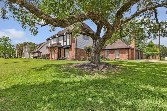 3602 Ridgeview Drive, Missouri City, TX 77459