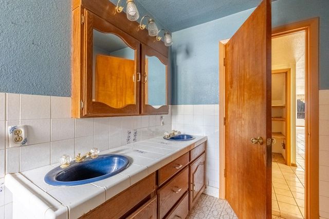 19570 Tiger Tail Rd, Grass Valley, CA 95949