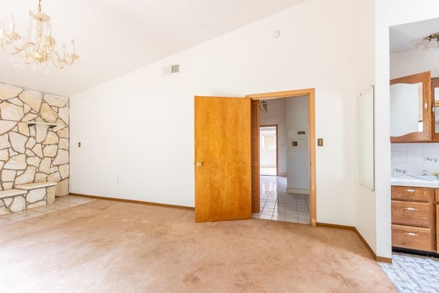 19570 Tiger Tail Rd, Grass Valley, CA 95949