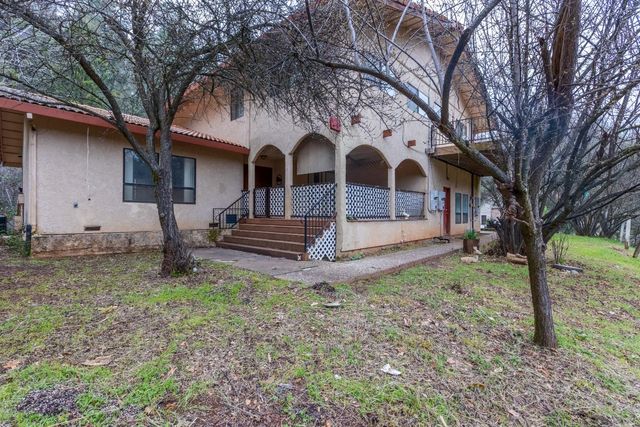 19570 Tiger Tail Rd, Grass Valley, CA 95949