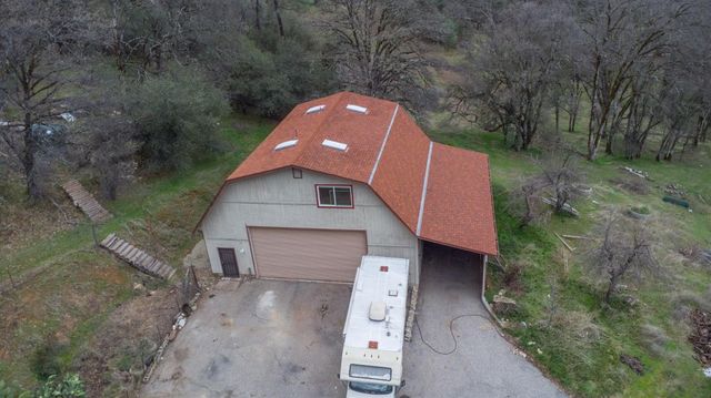 19570 Tiger Tail Rd, Grass Valley, CA 95949