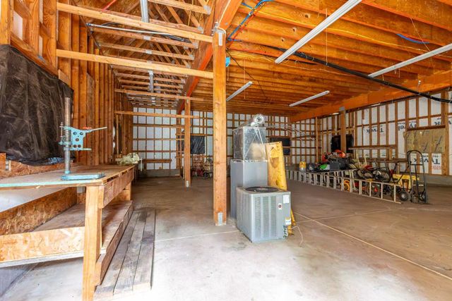 19570 Tiger Tail Rd, Grass Valley, CA 95949