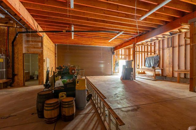 19570 Tiger Tail Rd, Grass Valley, CA 95949
