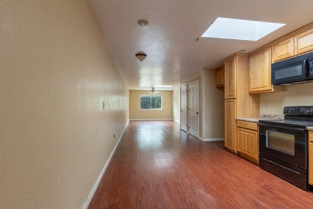 19570 Tiger Tail Rd, Grass Valley, CA 95949