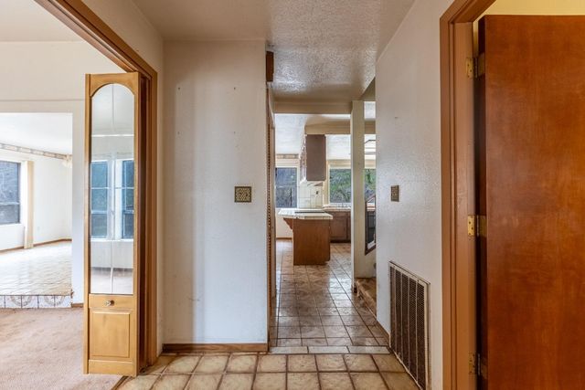 19570 Tiger Tail Rd, Grass Valley, CA 95949