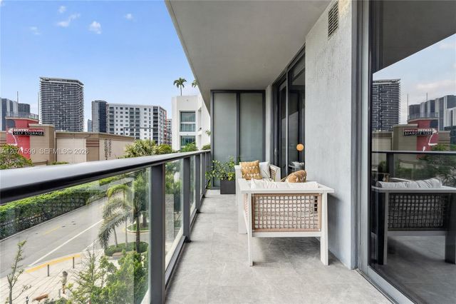 121 NE 34th Street L305, Miami, FL 33137