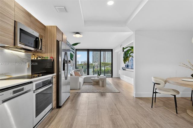 121 NE 34th Street L305, Miami, FL 33137