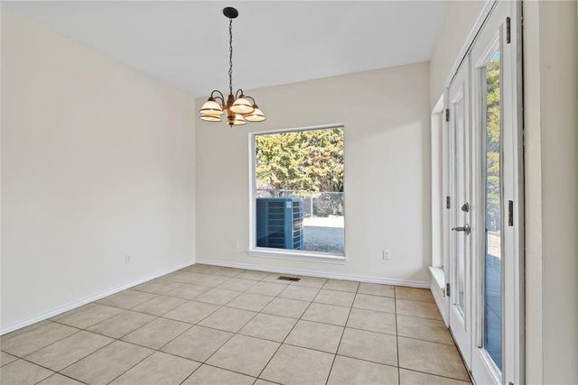 10400 Fawn Trail Road, Mustang, OK 73064