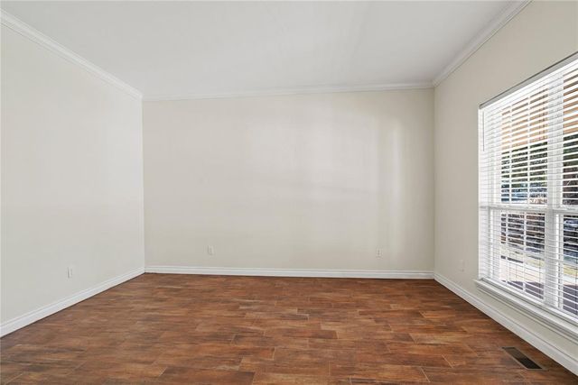 10400 Fawn Trail Road, Mustang, OK 73064