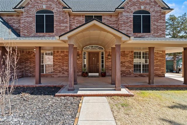 10400 Fawn Trail Road, Mustang, OK 73064