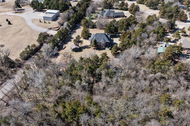 10400 Fawn Trail Road, Mustang, OK 73064