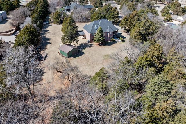 10400 Fawn Trail Road, Mustang, OK 73064