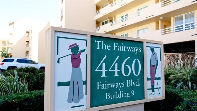 4460 FAIRWAYS BOULEVARD 102, Bradenton, FL 34209