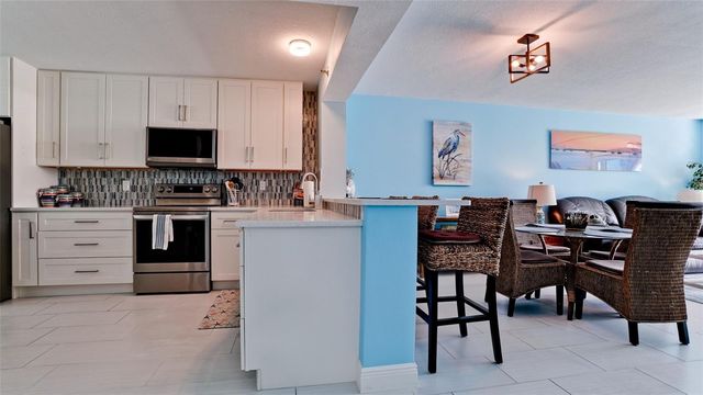 4460 FAIRWAYS BOULEVARD 102, Bradenton, FL 34209