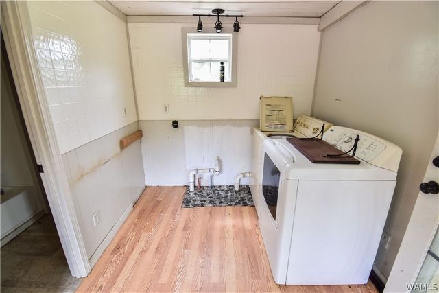 601 Martin Luther King, Northport, AL 35476