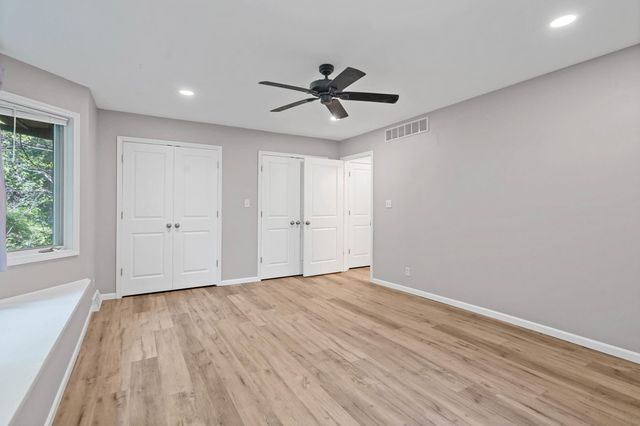 522 HUNTRIDGE DR, Columbia, MO 65201