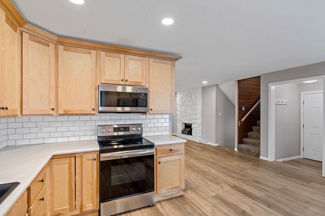 522 HUNTRIDGE DR, Columbia, MO 65201