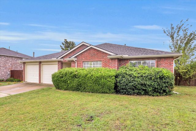 732 Bluebonnet Drive, Cedar Hill, TX 75104