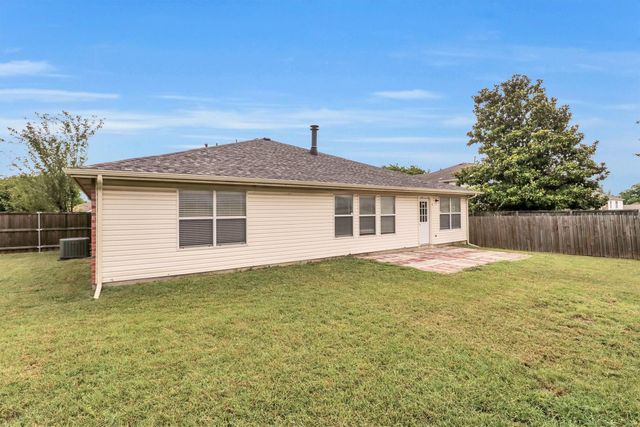 732 Bluebonnet Drive, Cedar Hill, TX 75104