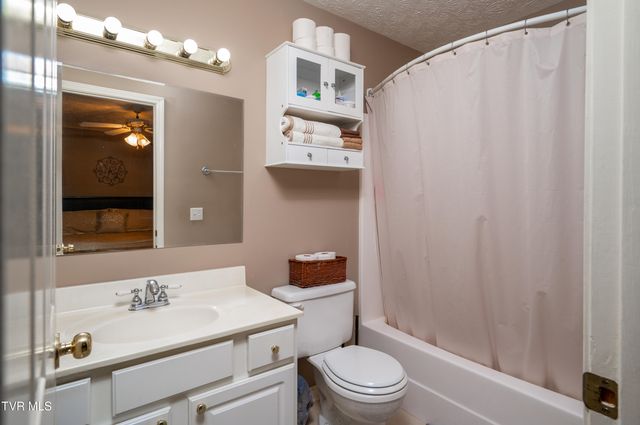 1723 Blakewood Court 1723, Kingsport, TN 37660