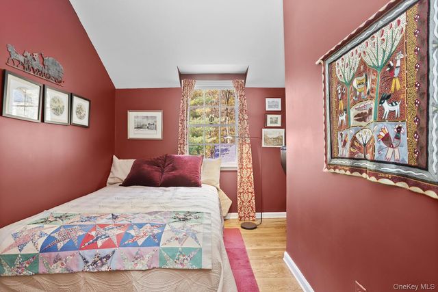 517 Old Chappaqua Road, Briarcliff Manor, NY 10510