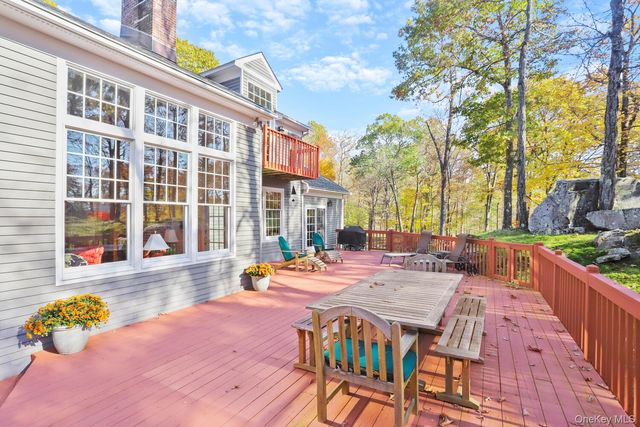 517 Old Chappaqua Road, Briarcliff Manor, NY 10510