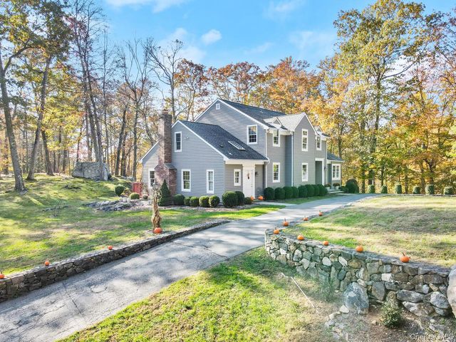 517 Old Chappaqua Road, Briarcliff Manor, NY 10510