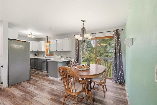 W226N8085 Rolling Hills DRIVE, Lisbon, WI 53089