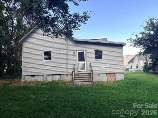 102 York Street, Clover, SC 29710