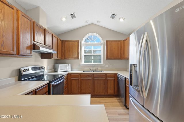 37 Star Magnolia Drive, Beaufort, SC 29907