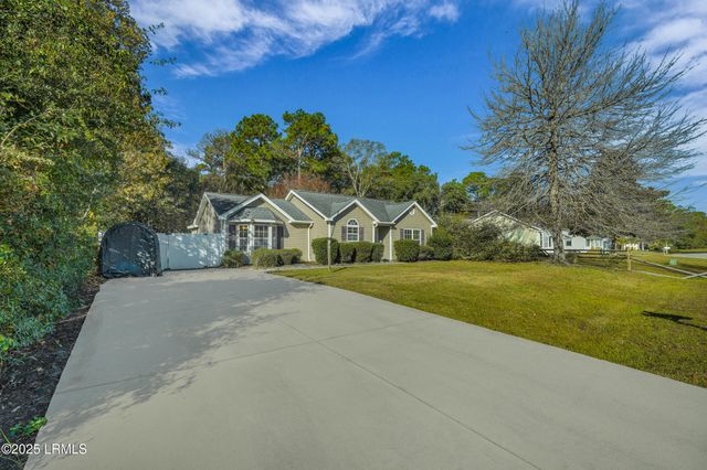 37 Star Magnolia Drive, Beaufort, SC 29907