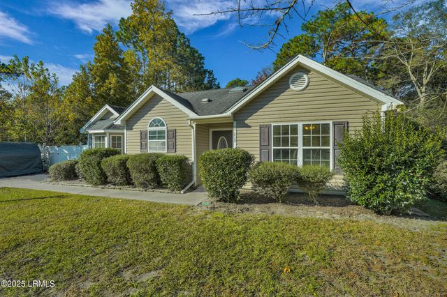37 Star Magnolia Drive, Beaufort, SC 29907