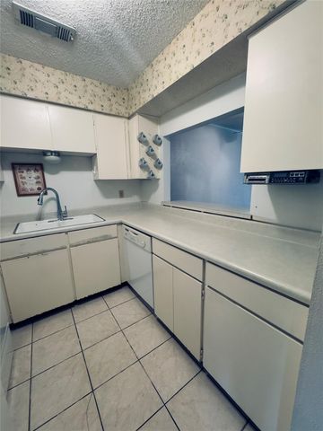 1202 Hi Stirrup 409, Horseshoe Bay, TX 78657