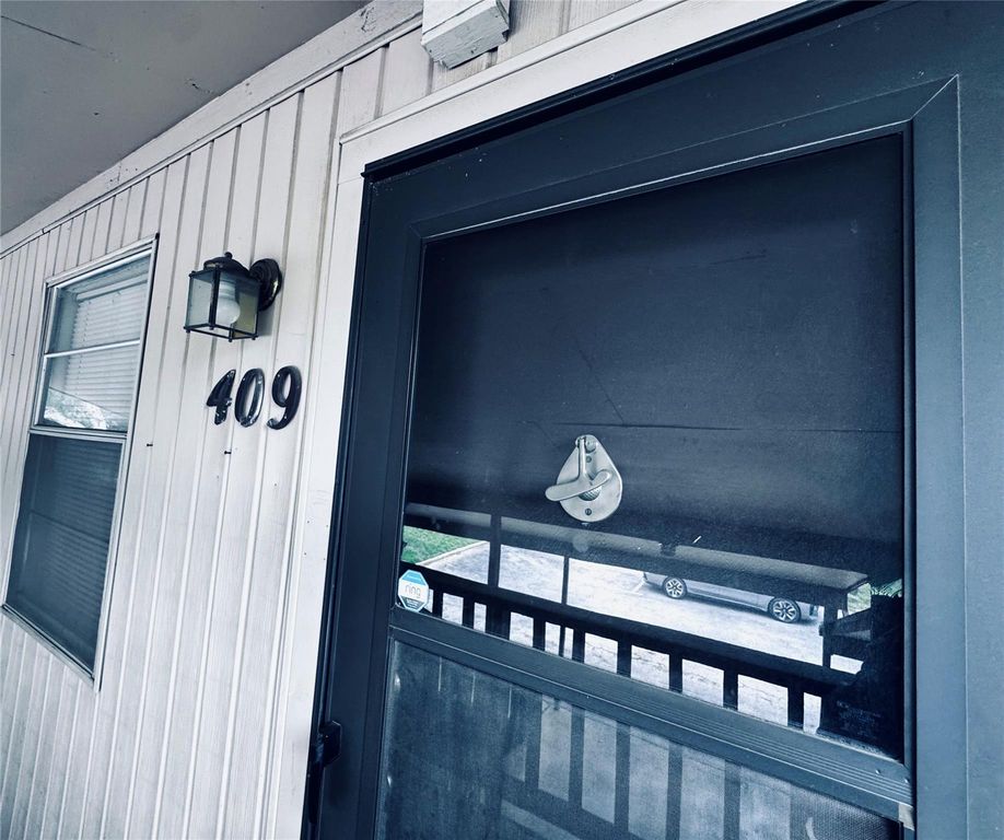 1202 Hi Stirrup 409, Horseshoe Bay, TX 78657