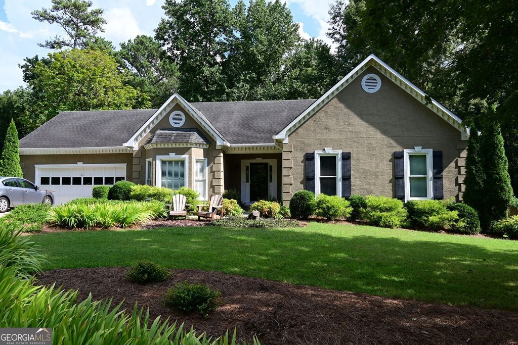 4865 Settles Point Road, Suwanee, GA 30024