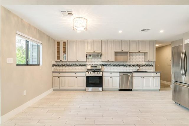1702 New York Ave, Austin, TX 78702