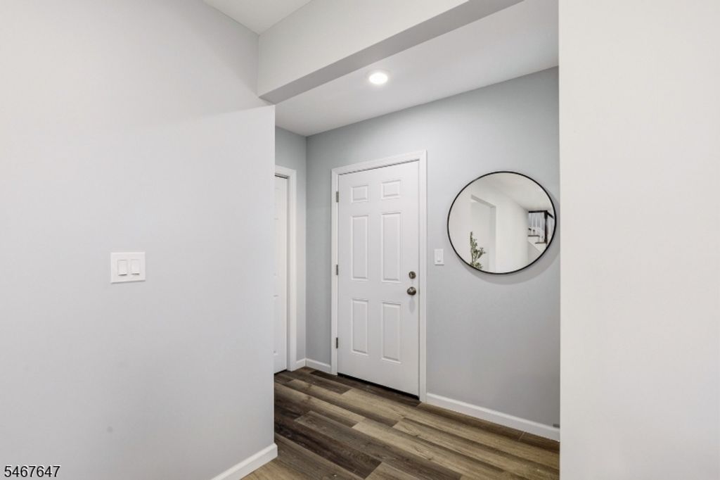 26 Crescent Ave, Newark City, NJ 07112 — photo 5