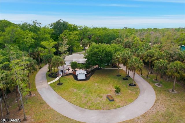 421 14th AVE NW, Naples, FL 34120